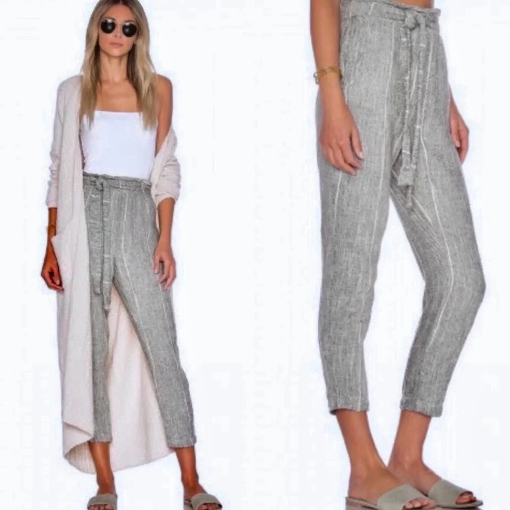 Free People Wild Coast Woven Crop Pants. High Waisted. Size 2. (No Belt)